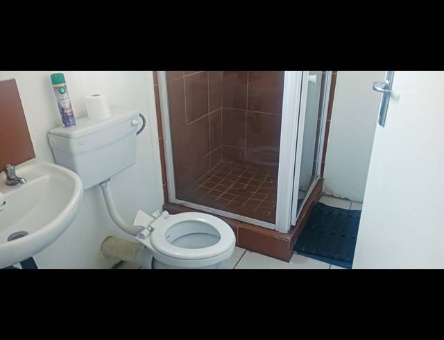 3 BEDROOM FREEHOLD FOR SALE IN WINDMILL PARK